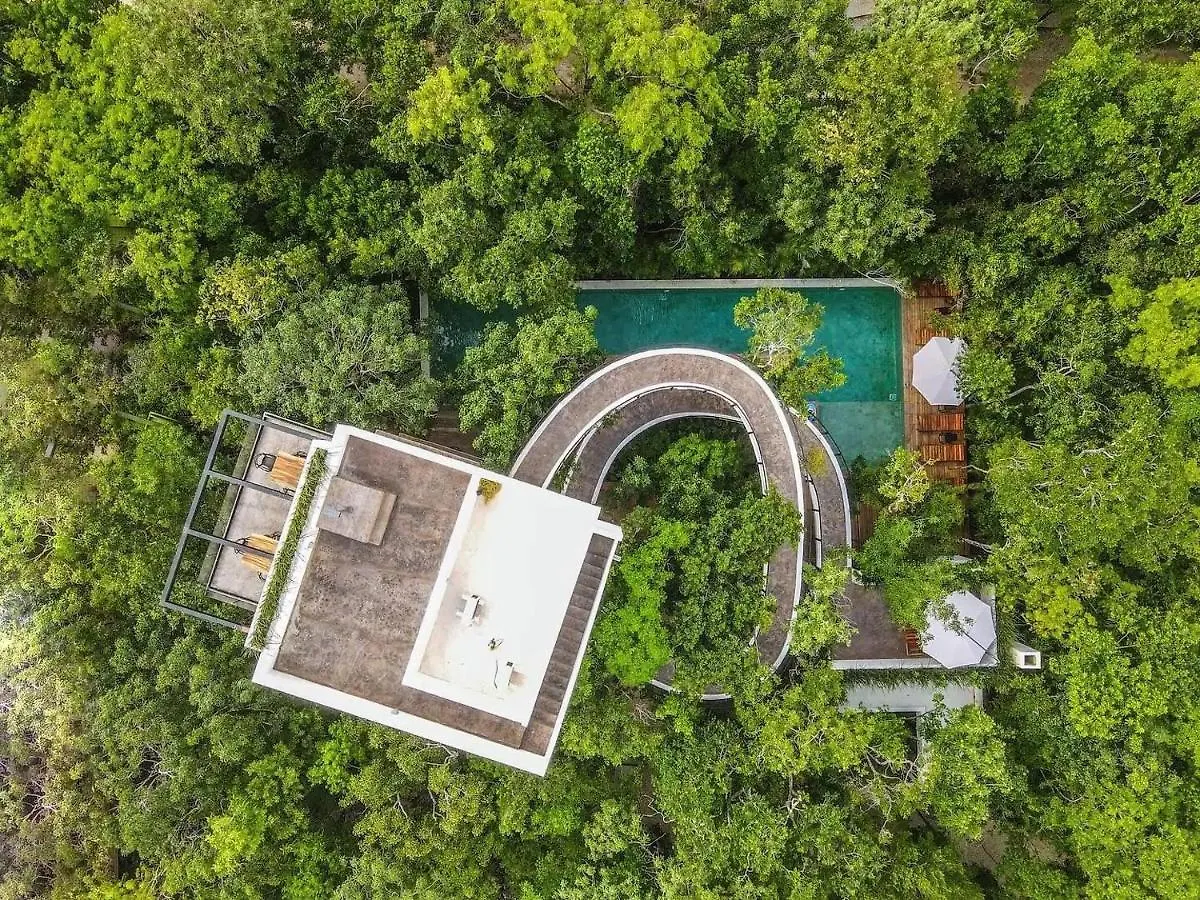 Luxury Town House / Mun Tulum contacts
